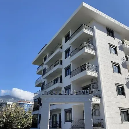 Life Mahmutlar Appartement
